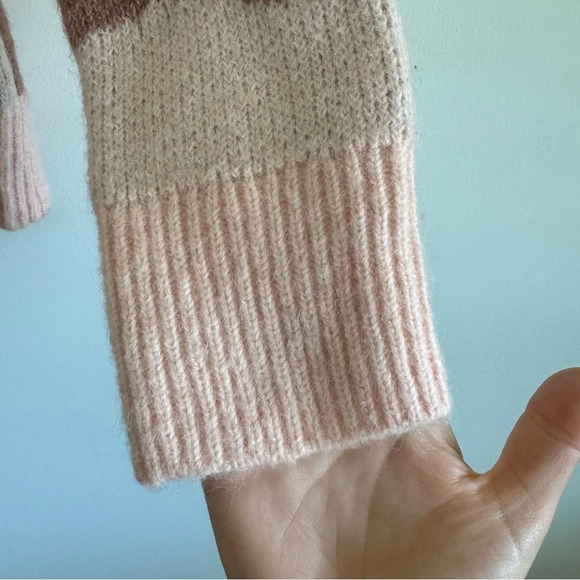 Nine West Polo V-Neck Collar Mauve Zebra Print Sweater Size Small NWT - Picture 5 of 7